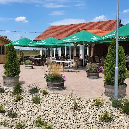 Barrierefreie Ferienwohnungen In Der Naehe Der Golf- Und Freizeitanlage Mudau Buitenkant foto