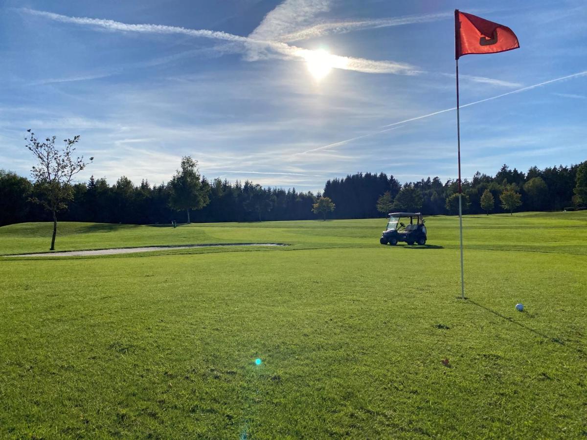 Apartment Barrierefreie In Der Naehe Der Golf- Und Freizeitanlage